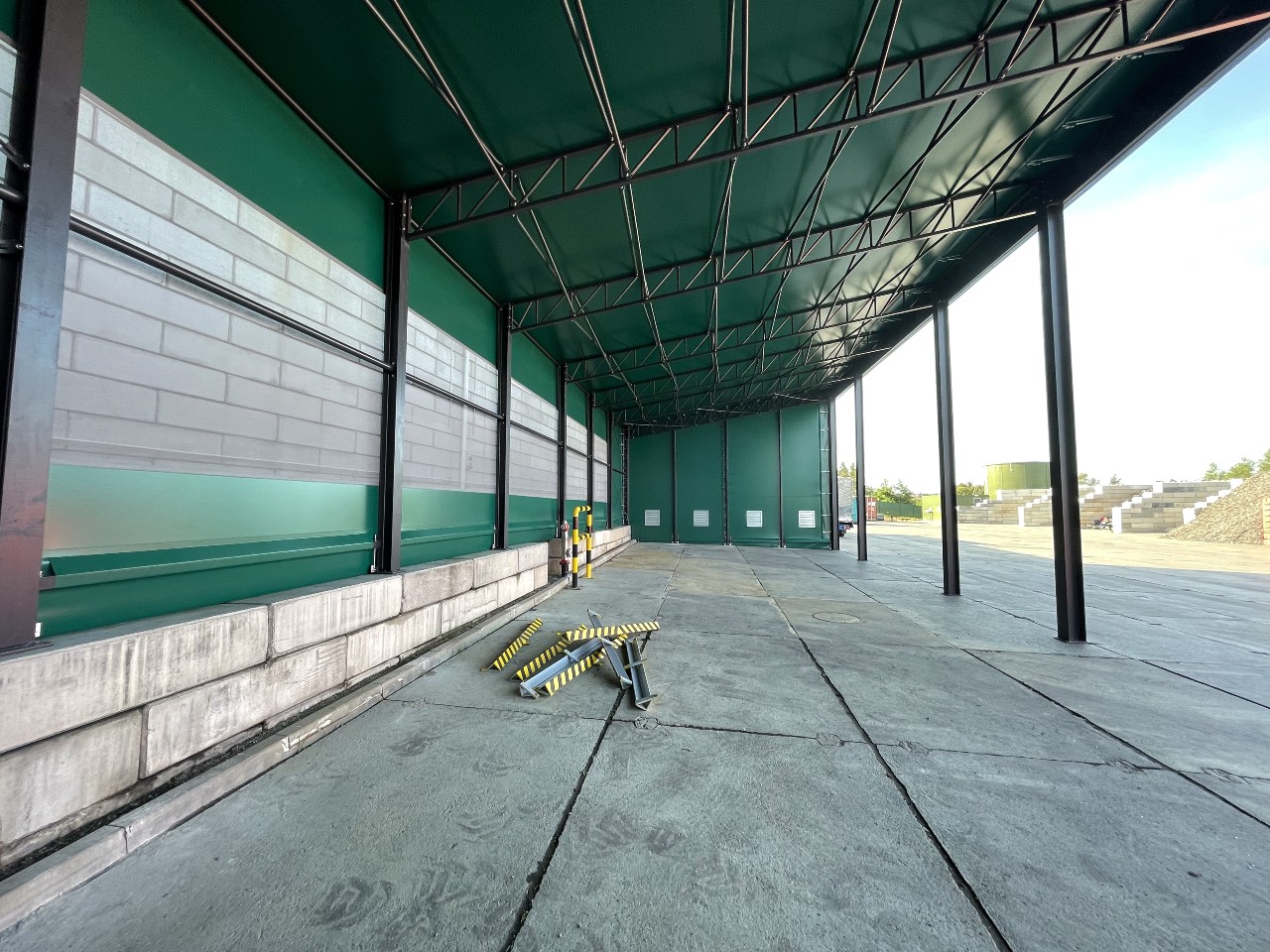 Hala s pultovou střechou POLAK CZ 