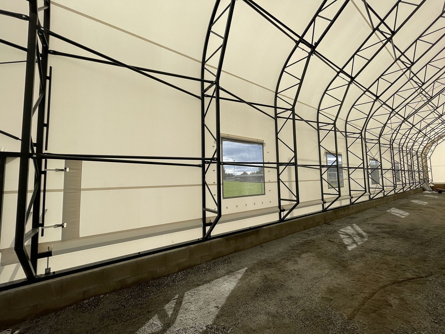 Použité haly vs. nová montovaná hala na míru – nestavíme „z bazaru“