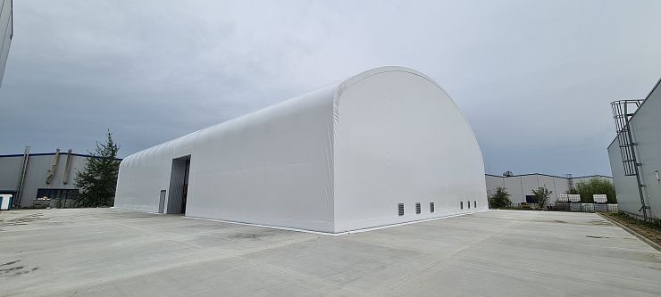 Zatížení větrem u montovaných hal – detail, který rozhoduje o bezpečnosti