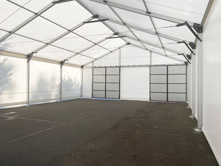 Osvětlení v hale – budeme vůbec potřebovat přes den svítit?