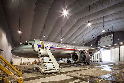 Hangar für den Regierungs-Airbus, Armee der Tschechischen Republik, Prag - Kbely