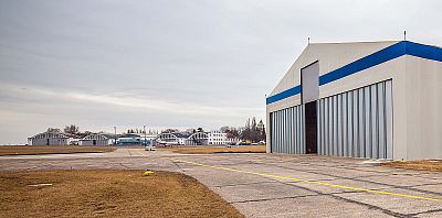 Hangar für den Regierungs-Airbus, Armee der Tschechischen Republik, Prag - Kbely