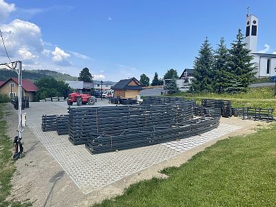 Sporthalle, Polhorec s.r.o.